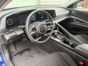 Hyundai Elantra - miniatura 8
