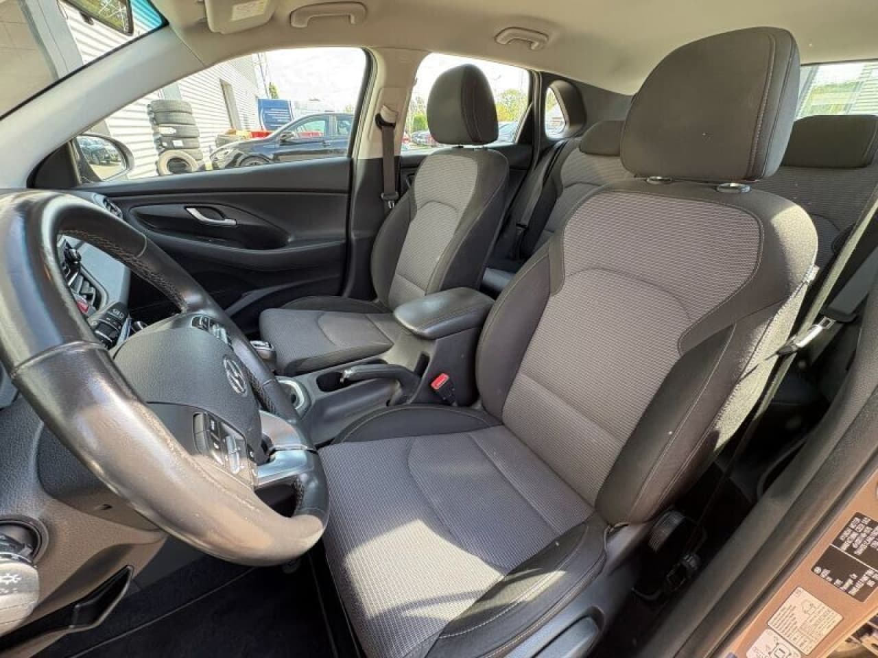 Hyundai i30 - zdjęcie 15