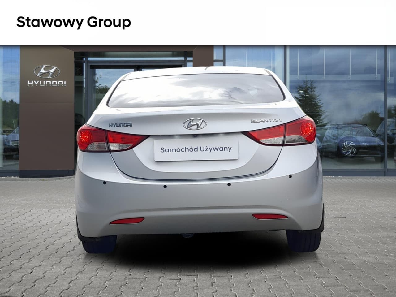 Hyundai Elantra - zdjęcie 5