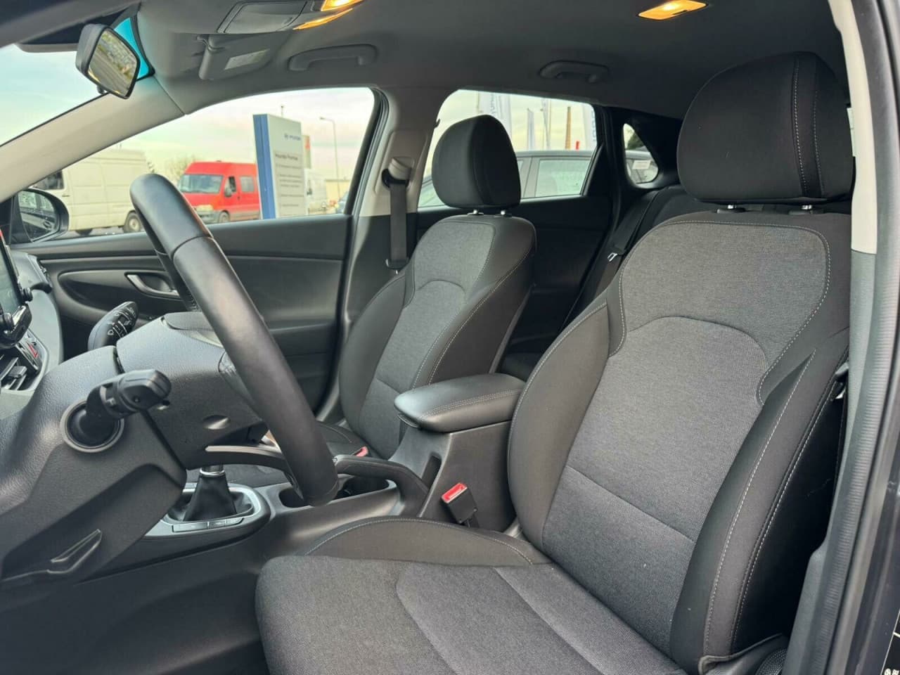Hyundai i30 - zdjęcie 20