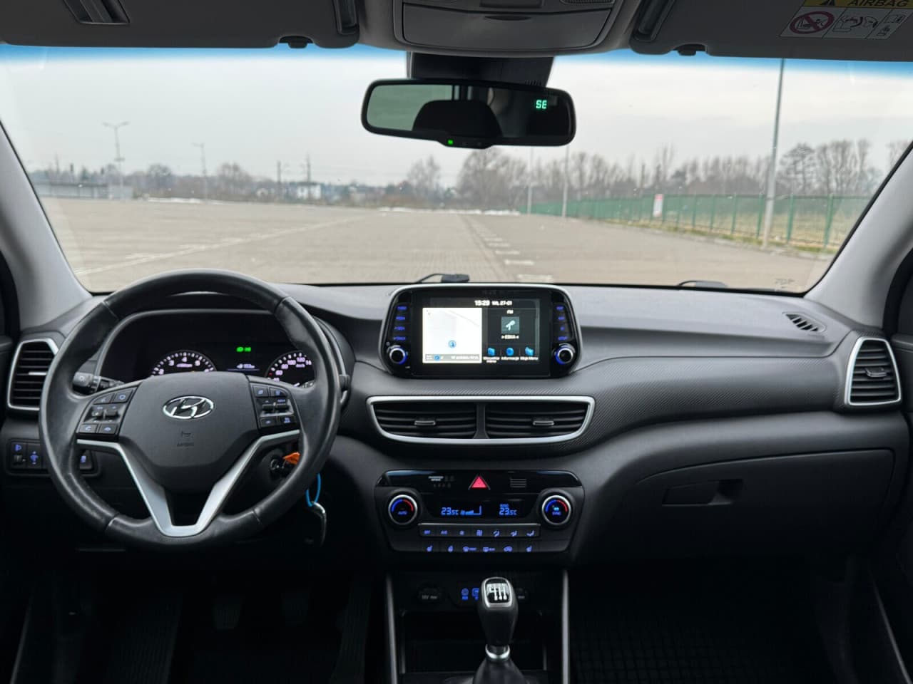 Hyundai Tucson - zdjęcie 20