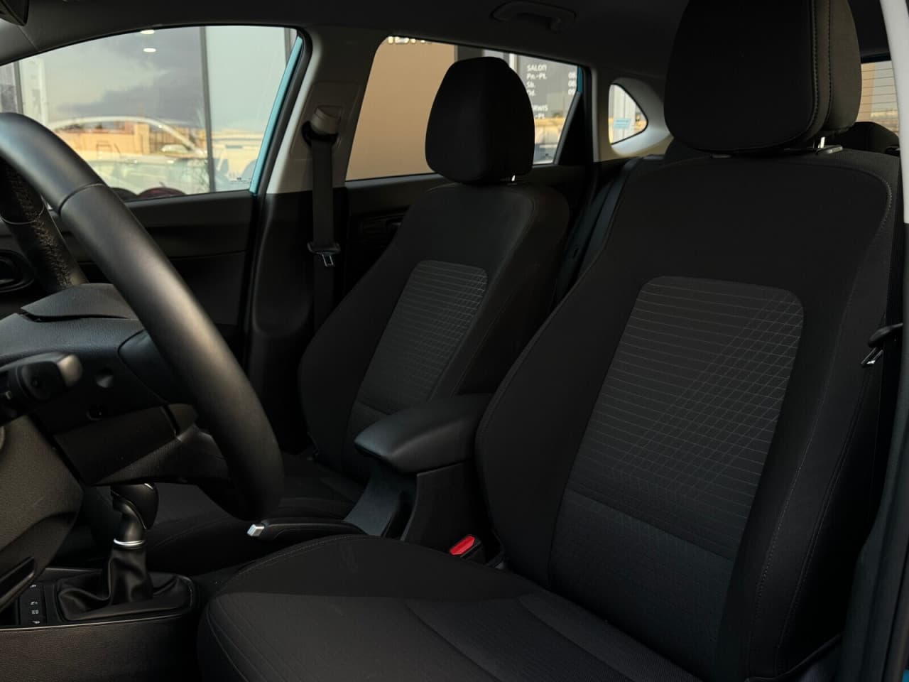Hyundai i20 - zdjęcie 10