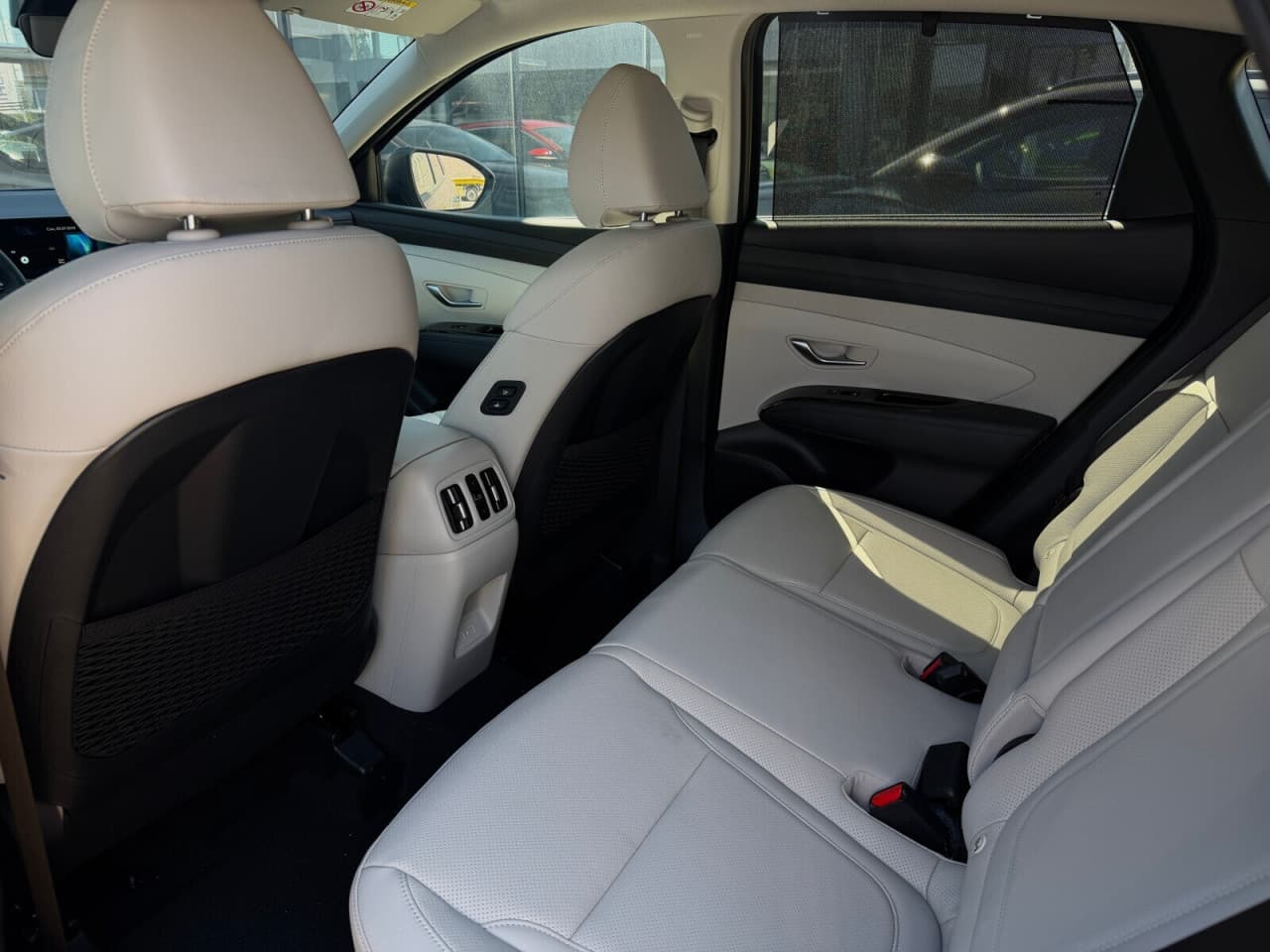 Hyundai Tucson - zdjęcie 15