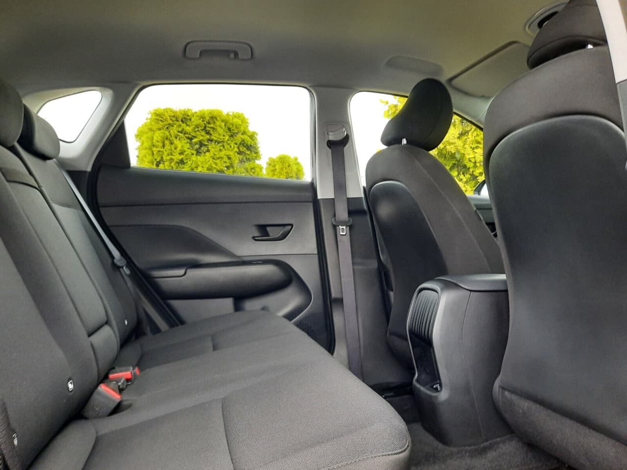 Hyundai Kona - zdjęcie 13