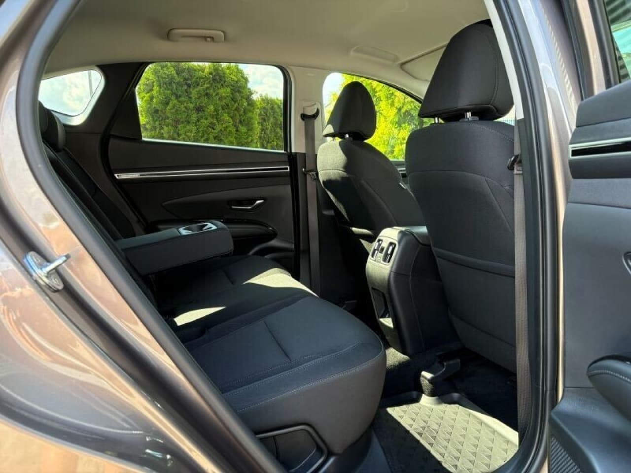 Hyundai Tucson - zdjęcie 10