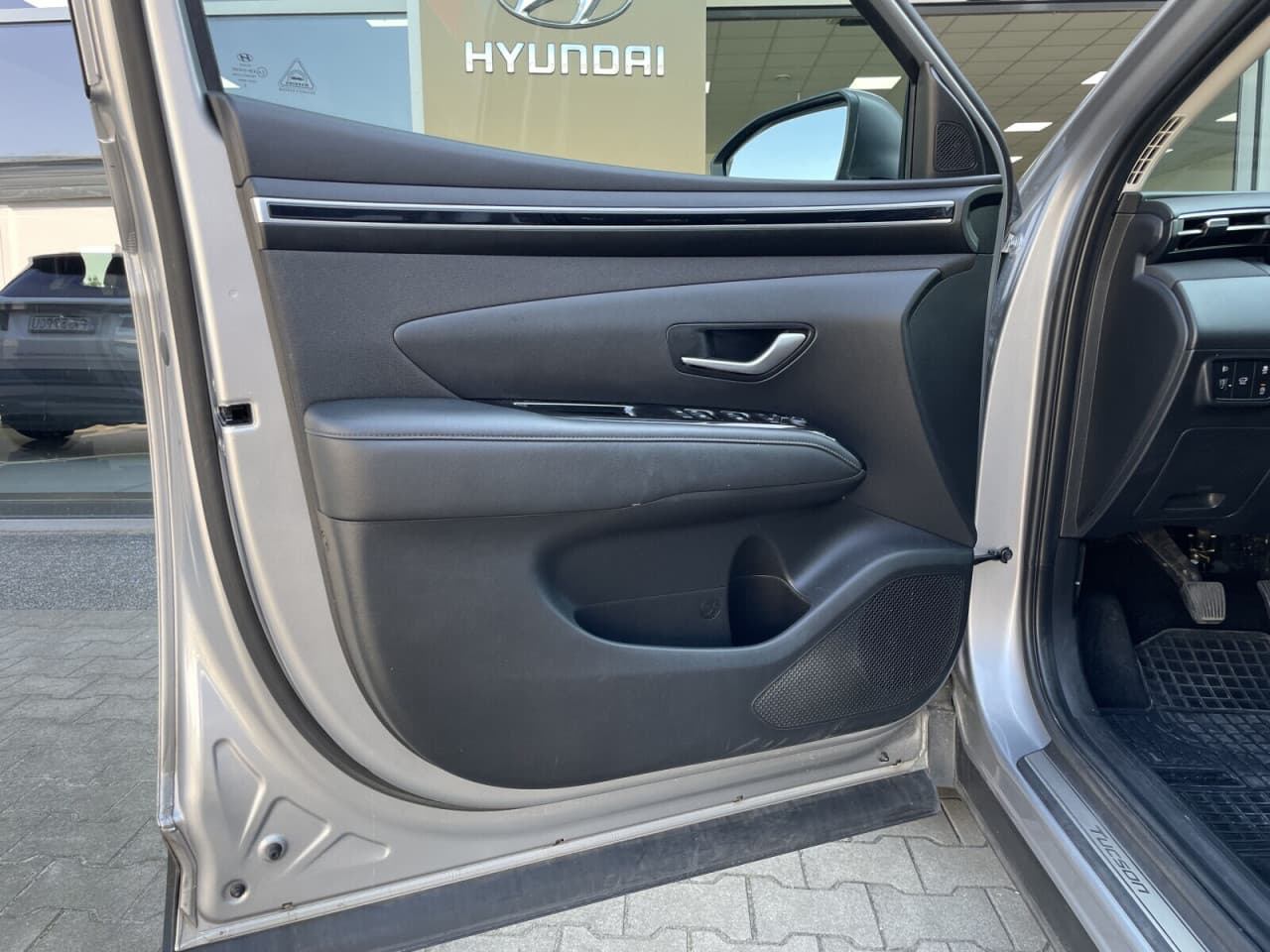 Hyundai Tucson - zdjęcie 9